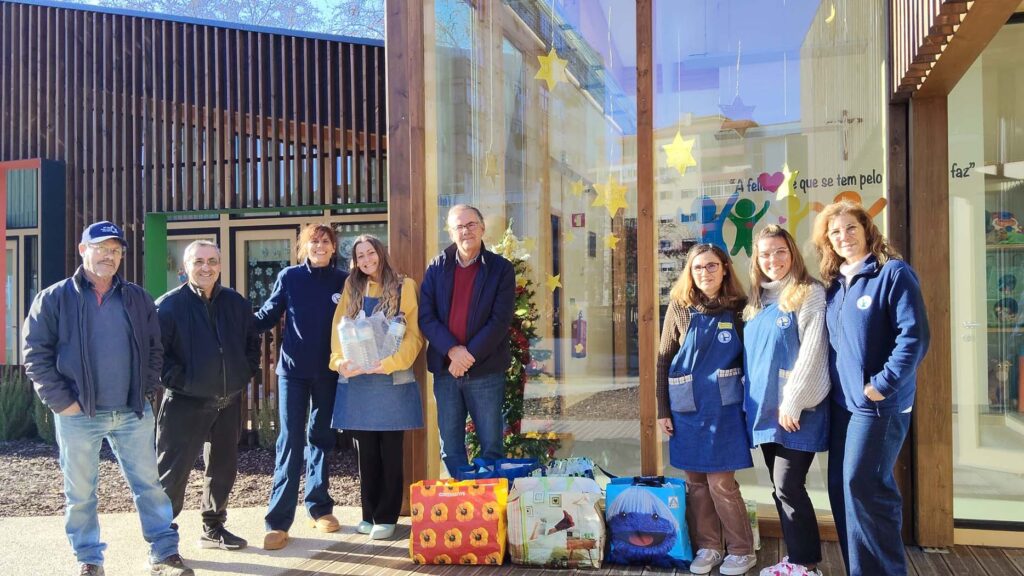 Iniciativas Solidárias